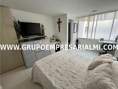 Apartamento en venta en Laureles, Medellín · foto 7 de 20