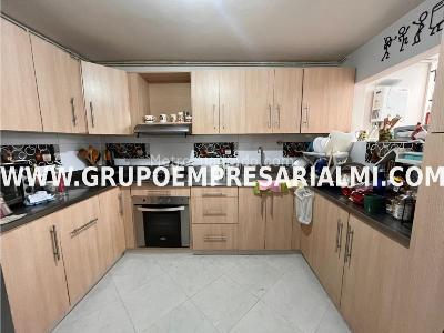 Apartamento de 5 alcobas en venta en Laureles, Medellín, 279 m² · foto 4 de 20