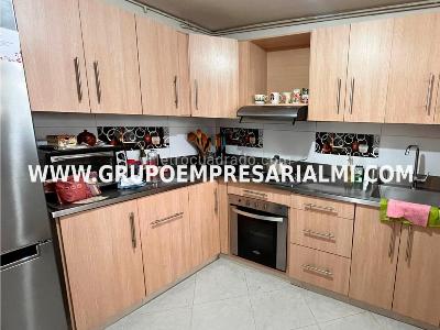 Apartamento de 5 alcobas en venta en Laureles, Medellín, 279 m² · foto 5 de 20