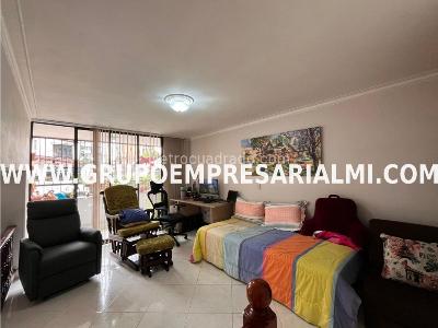 Apartamento de 5 alcobas en venta en Laureles, Medellín, 279 m² · foto 6 de 20