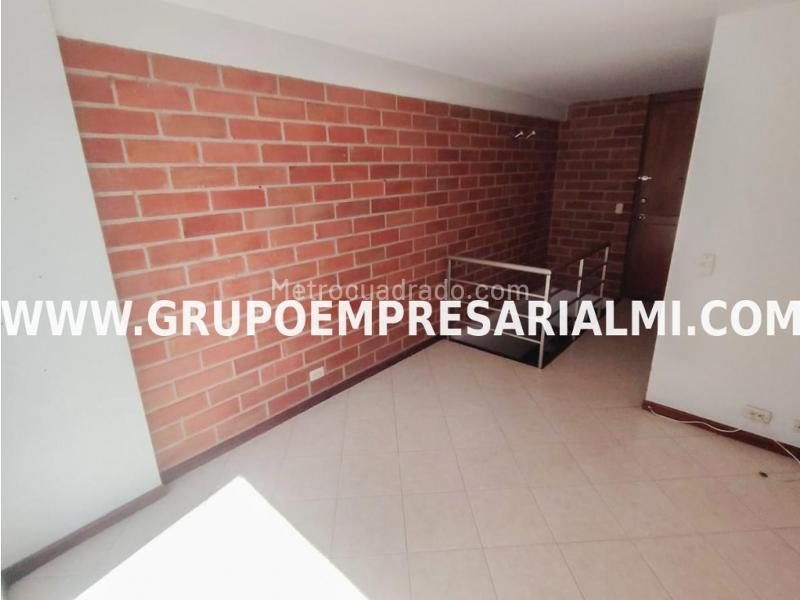 2BR Apartment in El Poblado (65 m²)