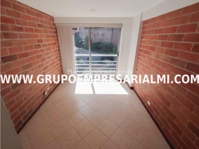 2BR Apartment in El Poblado (65 m²) - 2