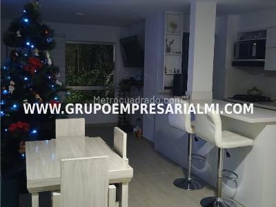 Apartamento de 3 alcobas en venta en Calasanz, Medellín, 75 m² · foto 2 de 20