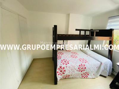 Apartamento de 3 alcobas en venta en Calasanz, Medellín, 75 m² · foto 6 de 20