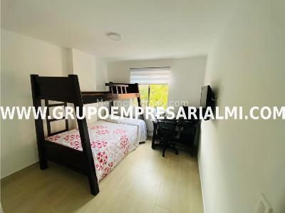 Apartamento de 3 alcobas en venta en Calasanz, Medellín, 75 m² · foto 7 de 20