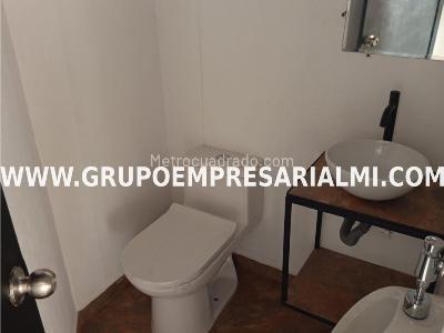 Apartamento de 3 alcobas en venta en Calasanz, Medellín, 75 m² · foto 13 de 20