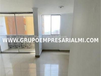 Apartamento en venta en Robledo, Medellín · foto 2 de 20