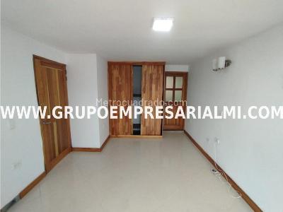 Apartamento de 5 alcobas en venta en Bucaros, Bello, 250 m² · foto 12 de 20