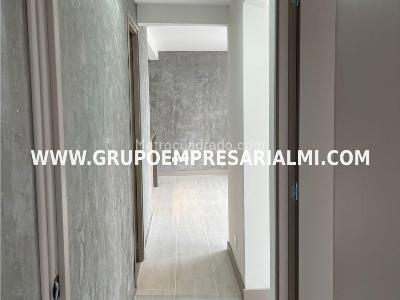 Apartamento de 2 alcobas en venta en Maria Auxiliadora, Sabaneta, 55 m² · foto 18 de 20