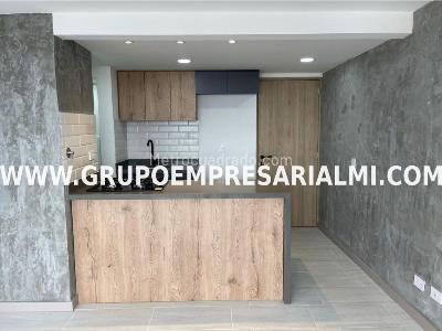 Apartamento de 2 alcobas en venta en Maria Auxiliadora, Sabaneta, 55 m² · foto 2 de 20