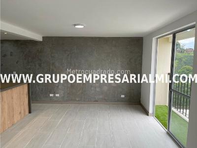Apartamento de 2 alcobas en venta en Maria Auxiliadora, Sabaneta, 55 m² · foto 8 de 20
