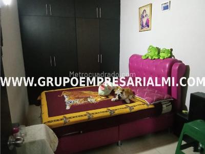 Casa de 4 alcobas en venta en Robledo, Medellín, 70 m² · foto 7 de 20