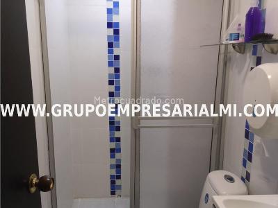 Casa de 4 alcobas en venta en Robledo, Medellín, 70 m² · foto 13 de 20