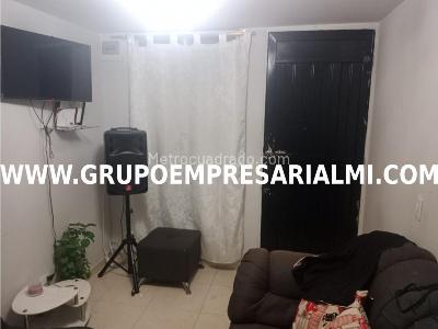 Casa de 4 alcobas en venta en Robledo, Medellín, 70 m² · foto 17 de 20