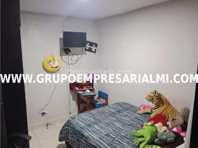 Casa de 4 alcobas en venta en Robledo, Medellín, 70 m² · foto 18 de 20