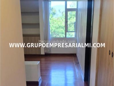 Apartamento de 3 alcobas en venta en Milla De Oro, Medellín, 230 m² · foto 11 de 20