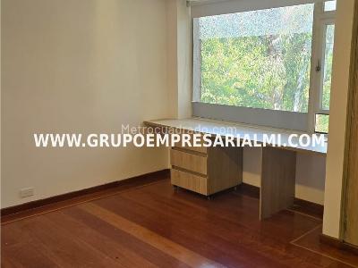Apartamento de 3 alcobas en venta en Milla De Oro, Medellín, 230 m² · foto 12 de 20