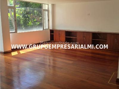 Apartamento de 3 alcobas en venta en Milla De Oro, Medellín, 230 m² · foto 6 de 20