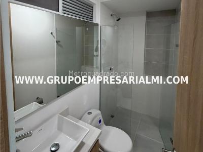 Apartamento de 2 alcobas en venta en San Jose, Sabaneta, 70 m² · foto 15 de 20