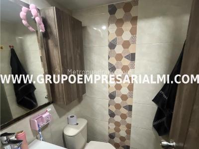 Apartamento de 3 alcobas en venta en Madera, Bello, 65 m² · foto 9 de 20