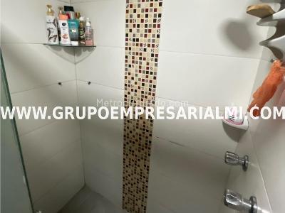 Apartamento de 3 alcobas en venta en Madera, Bello, 65 m² · foto 10 de 20