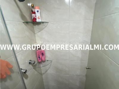 Apartamento de 3 alcobas en venta en Madera, Bello, 65 m² · foto 11 de 20