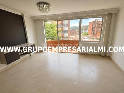 Apartamento de 3 alcobas en venta en Lorena, Medellín, 110 m² · foto 12 de 20