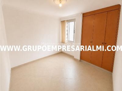 Apartamento de 3 alcobas en venta en Lorena, Medellín, 110 m² · foto 16 de 20