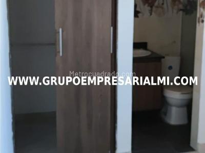 Apartamento de 3 alcobas en venta en Ducado, Bello, 64 m² · foto 8 de 20