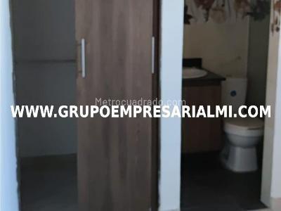 Apartamento de 3 alcobas en venta en Ducado, Bello, 64 m² · foto 17 de 20