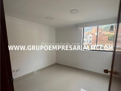 Apartamento de 3 alcobas en venta en La Aldea, Bello, 85 m² · foto 14 de 20