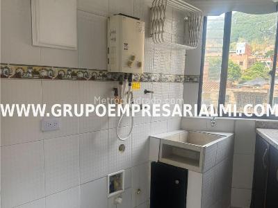 Apartamento de 3 alcobas en venta en La Aldea, Bello, 85 m² · foto 16 de 20