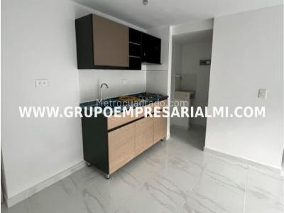 Apartamento de 3 alcobas en venta en Niquia, Bello, 55 m² · foto 2 de 20