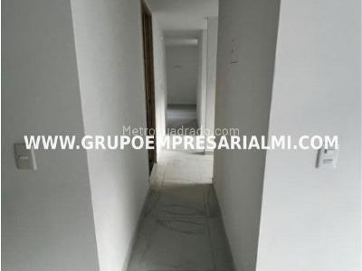 Apartamento de 3 alcobas en venta en Niquia, Bello, 55 m² · foto 3 de 20