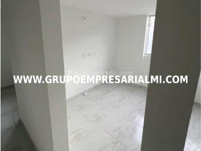 Apartamento de 3 alcobas en venta en Niquia, Bello, 55 m² · foto 18 de 20