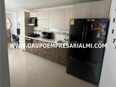 Apartamento de 3 alcobas en venta en Cabañas, Bello, 82 m² · foto 11 de 20