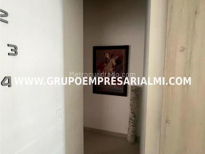Apartamento de 3 alcobas en venta en Cabañas, Bello, 82 m² · foto 14 de 20