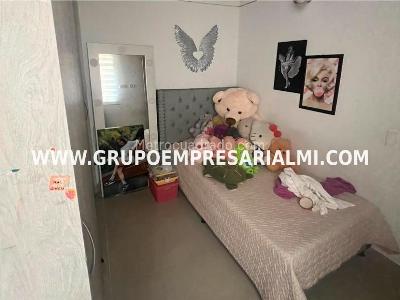 Apartamento de 3 alcobas en venta en Cabañas, Bello, 82 m² · foto 17 de 20