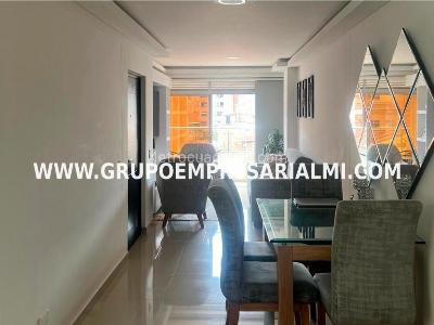 Apartamento de 3 alcobas en venta en Cabañas, Bello, 82 m² · foto 2 de 20