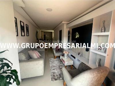 Apartamento de 3 alcobas en venta en Cabañas, Bello, 82 m² · foto 3 de 20
