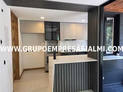 Apartamento de 3 alcobas en venta en Belen, Medellín, 150 m² · foto 2 de 20