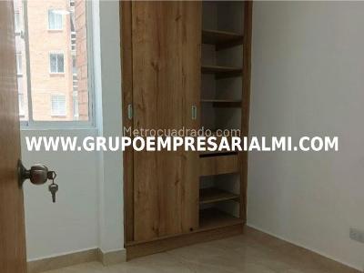Apartamento de 3 alcobas en venta en Maria Auxiliadora, Sabaneta, 55 m² · foto 15 de 20
