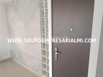 Apartamento de 3 alcobas en venta en Cabañas, Bello, 68 m² · foto 10 de 20