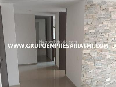 Apartamento de 3 alcobas en venta en Cabañas, Bello, 68 m² · foto 16 de 20