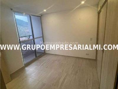 Apartamento de 2 alcobas en venta en San Gabriel, Bello, 58 m² · foto 7 de 20