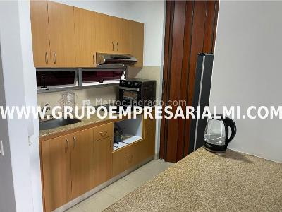 Apartaestudio en arriendo en El Poblado, Medellín, 52 m² · foto 5 de 16