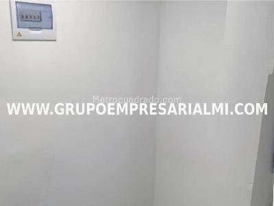 Apartamento de 2 alcobas en venta en Maria Auxiliadora, Sabaneta, 55 m² · foto 4 de 20