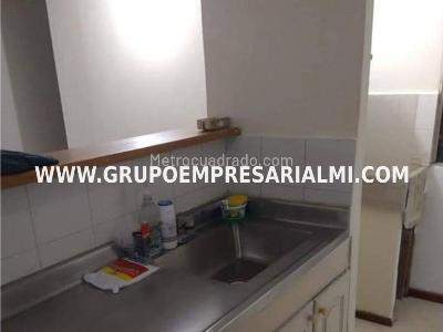 Apartamento en venta en San Antonio, Medellín · foto 3 de 20