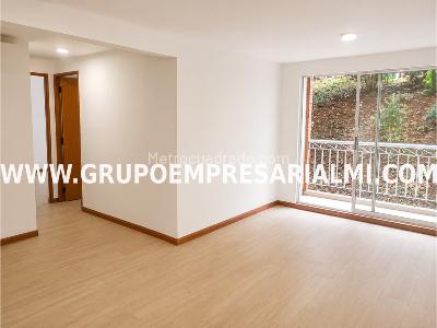 Apartamento de 3 alcobas en venta en El Poblado, Medellín, 93 m² · foto 2 de 20