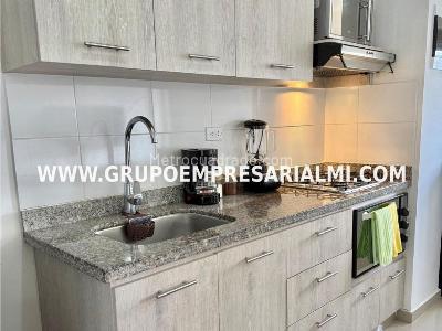 Apartamento de 3 alcobas en venta en Las Lomitas, Sabaneta, 72 m² · foto 9 de 20